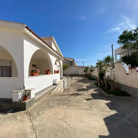 Marinella Casa de Férias